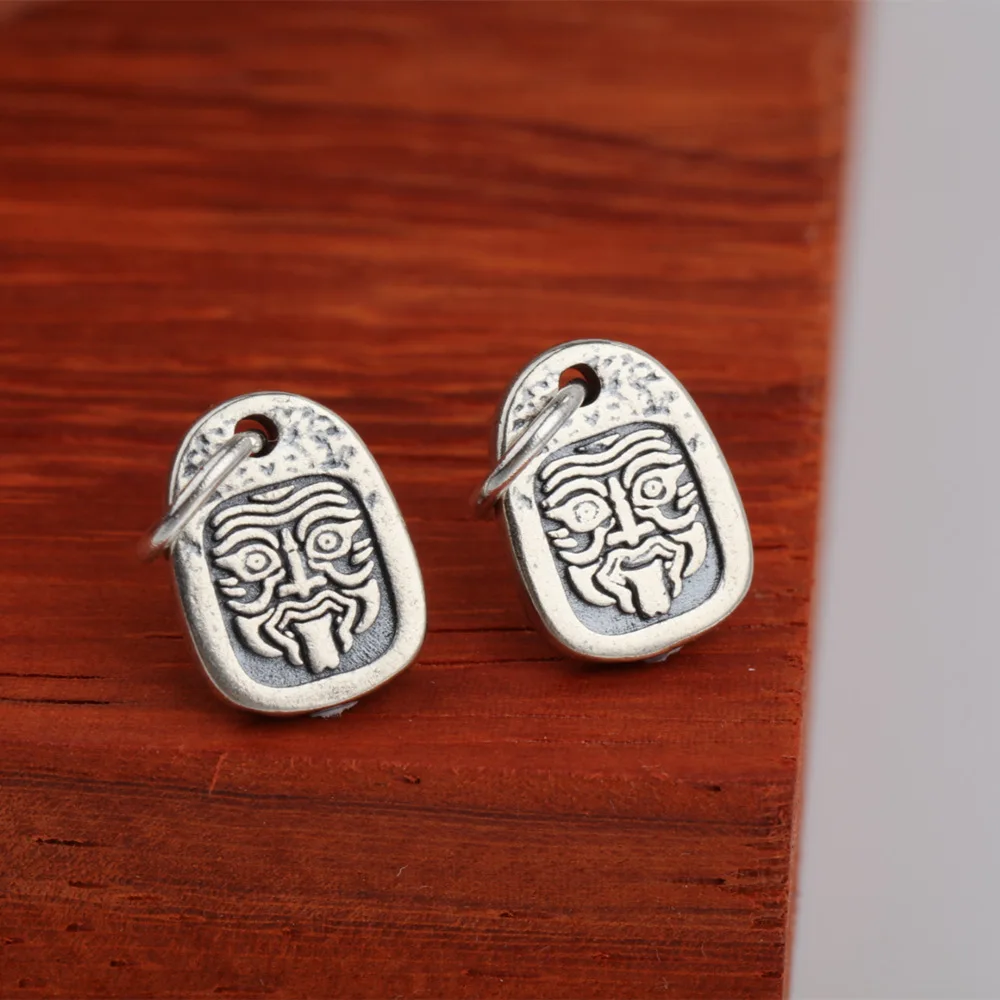 

Кулон из серебра 925 пробы с бусинами