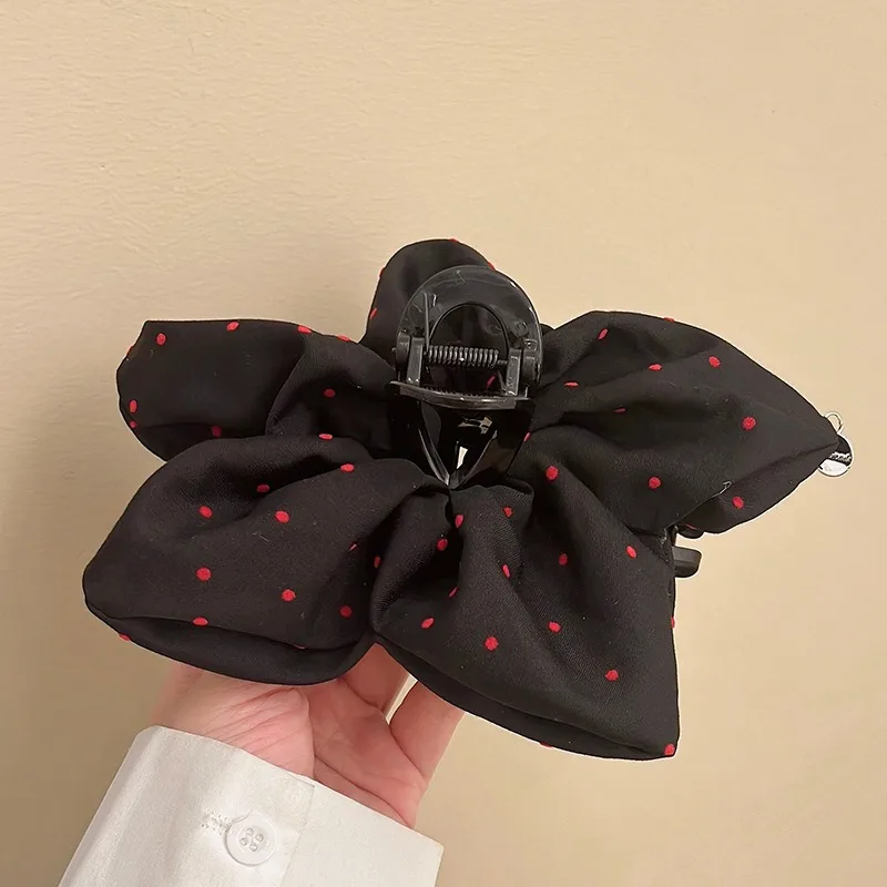 Женская заколка для волос в горошек крупная Корейском стиле аксессуар 2024