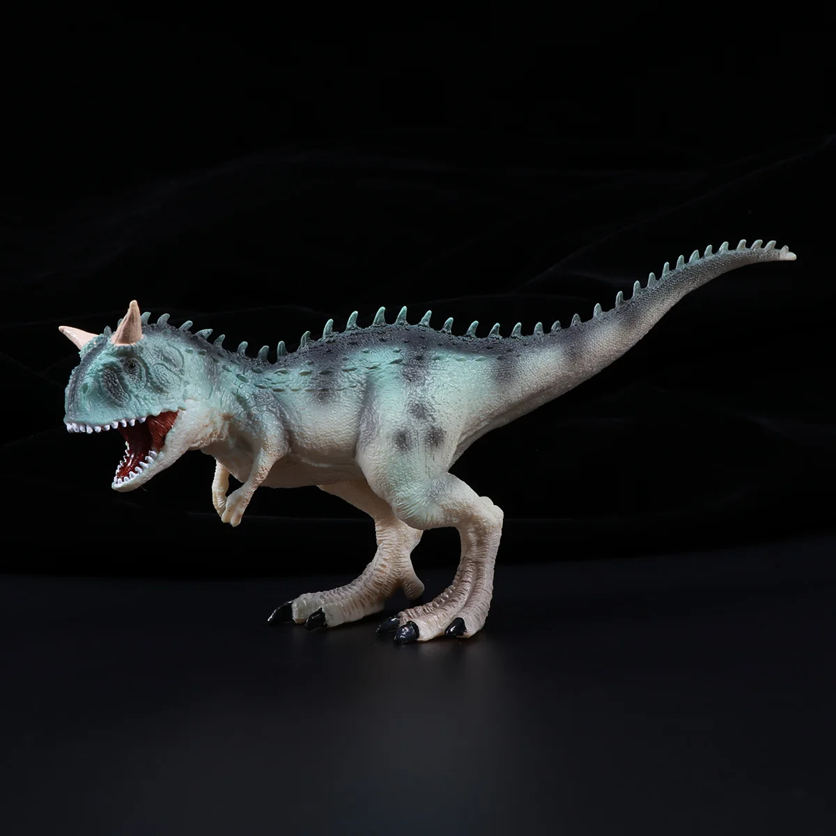 

Figure Simulation Lifelike Prehistoric World Model Photo Prop Miniature Carnotaurus Early Educational for Children Kids