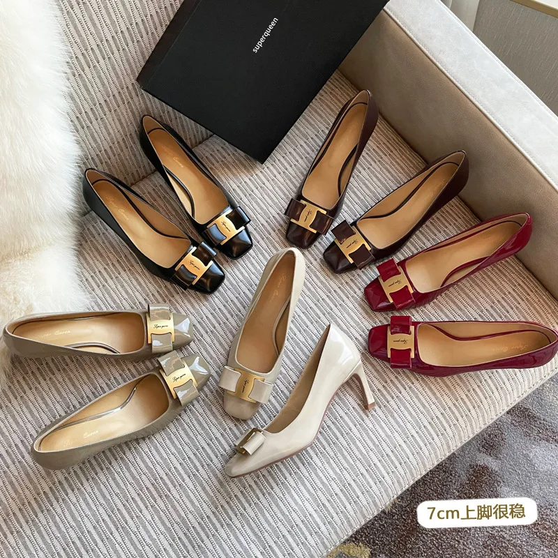 

2023 New Women's High Heels Open Edge Beaded Bow Square Head Skinny Heels Luxury Brand Designer Wedding Shoes Women's Shoes