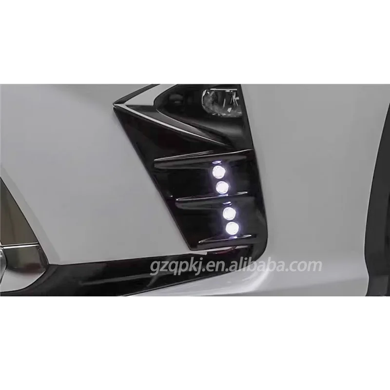 Ремесленная версия бленды противотуманной фары из углеродного волокна