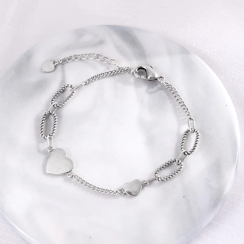 

Браслет в форме сердца