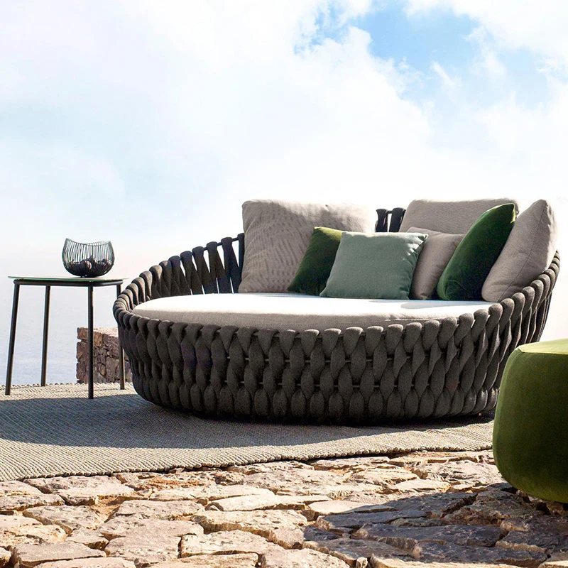 

Nordic Outdoor Rattan Bed Courtyard Rattan Chair Sofa Bed Beach Swimming Pool Creative Leisure Rattan Round Bed
