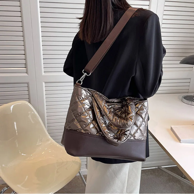 

Brand Women's Shoulder Bags 2023 Winter Fashion Designer Handbags for Women High Quality Down Space Cotton Crossbody Bag Totes