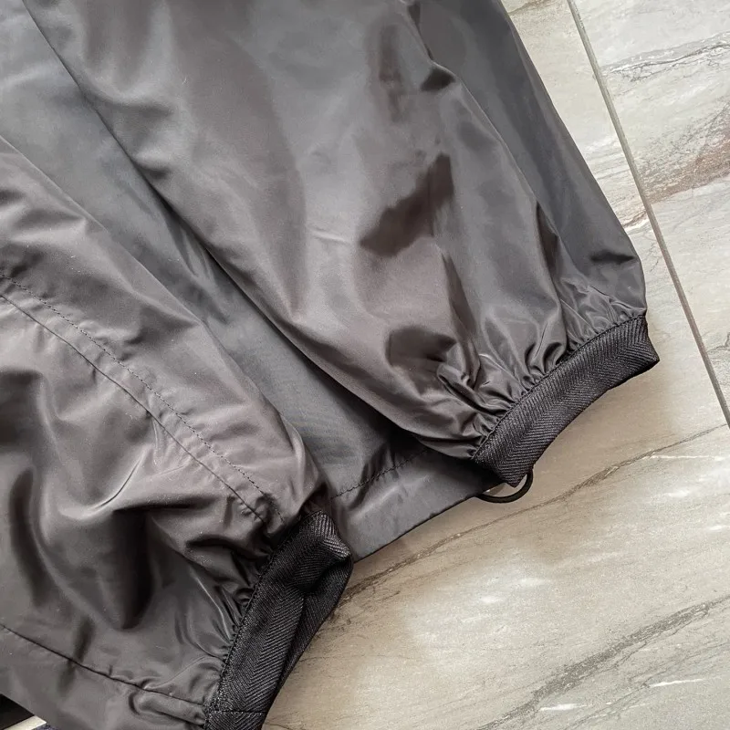 Куртка мужская с капюшоном свободная повседневная куртка вышивкой и надписью