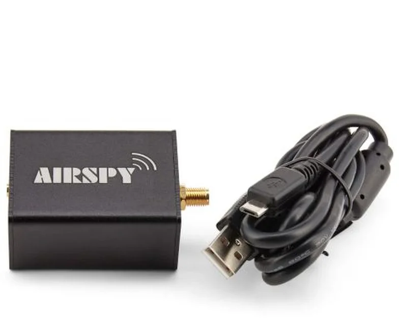 Фото Новый высокопроизводительный портативный программный приемник Airspy R2 Advanced VHF/UHF №1