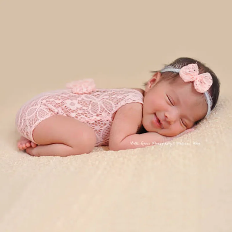

0-2 Month Baby Girl Clothes Newborn Photography Props Romper Bodysuits Princess Lace Hairband Two Piece Set Outfit Photo Prop