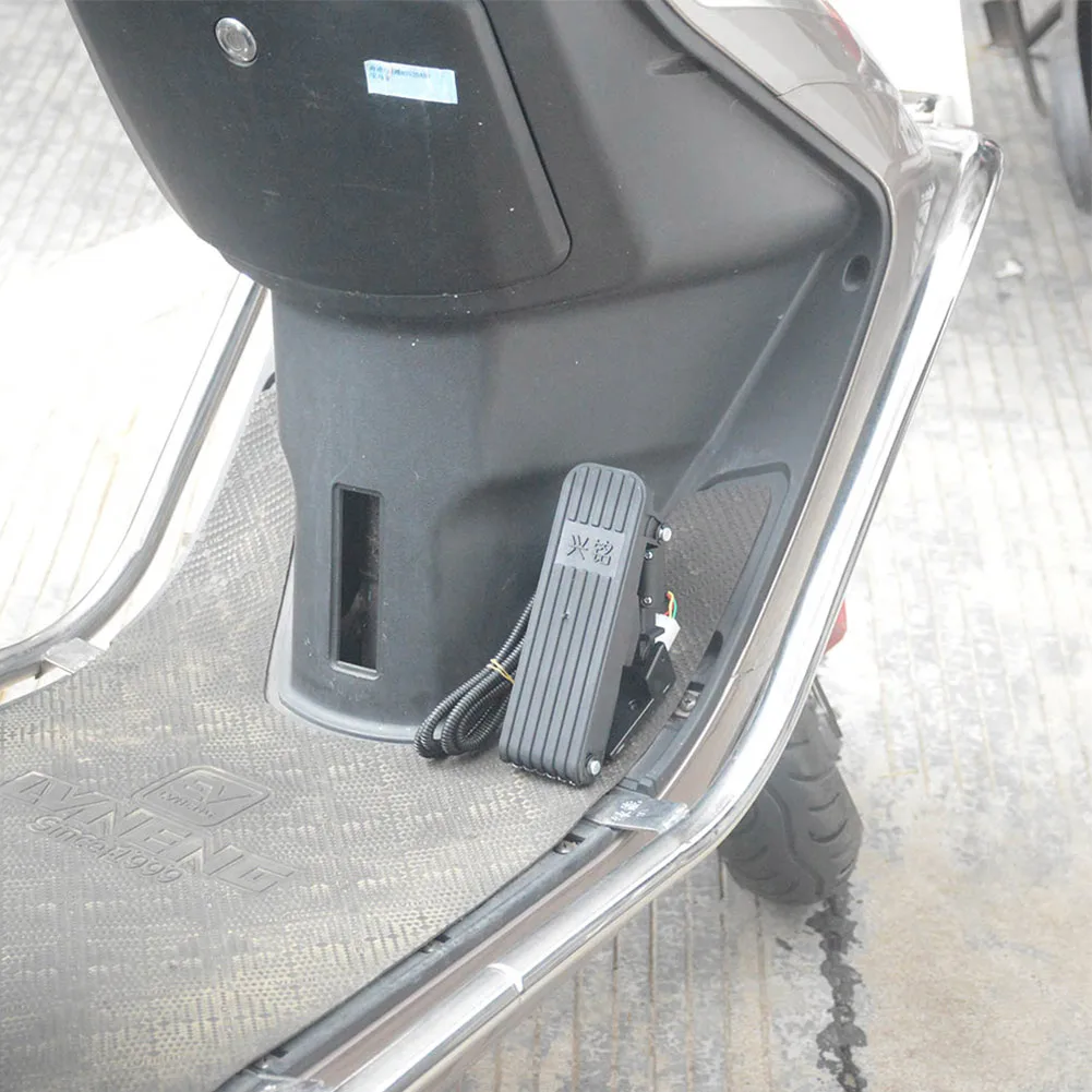 

Дорожный инструмент для электромобилей велосипедная педаль ножная дроссельная заслонка 17,5 см * 6 см * 13 см 24 в-72 в универсальный черный контроль скорости