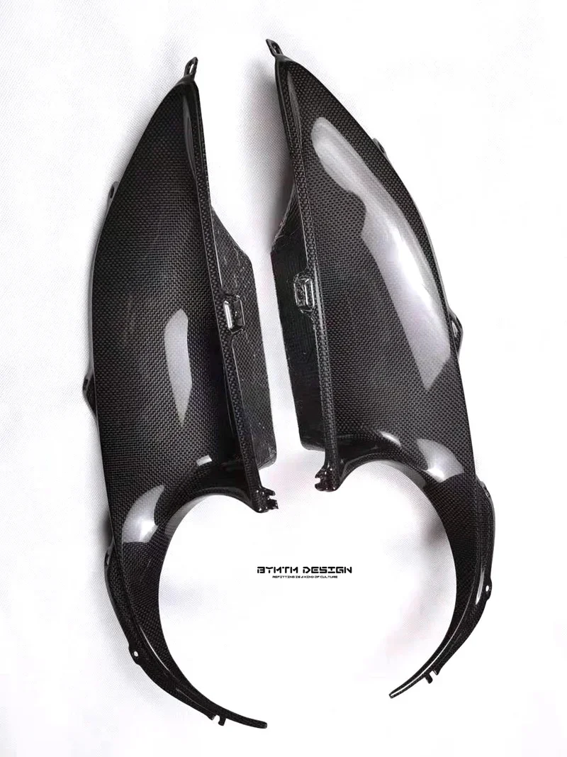 Задний выпускной абажур из сухого углеродного волокна полотняного переплетения