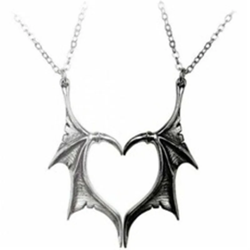 

Gothic Punk Devil Wing Couple Necklace for Women Metal Love Heart Pendant Chain Necklace Friendship Jewelry Party Gift 2022 New