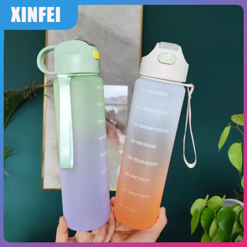 

1000ml Large Capacity Water Bottle Straw Cup Gradient Color Plastic Water Cup With Time Scale Marker Outdoor Sports Bottle Cup