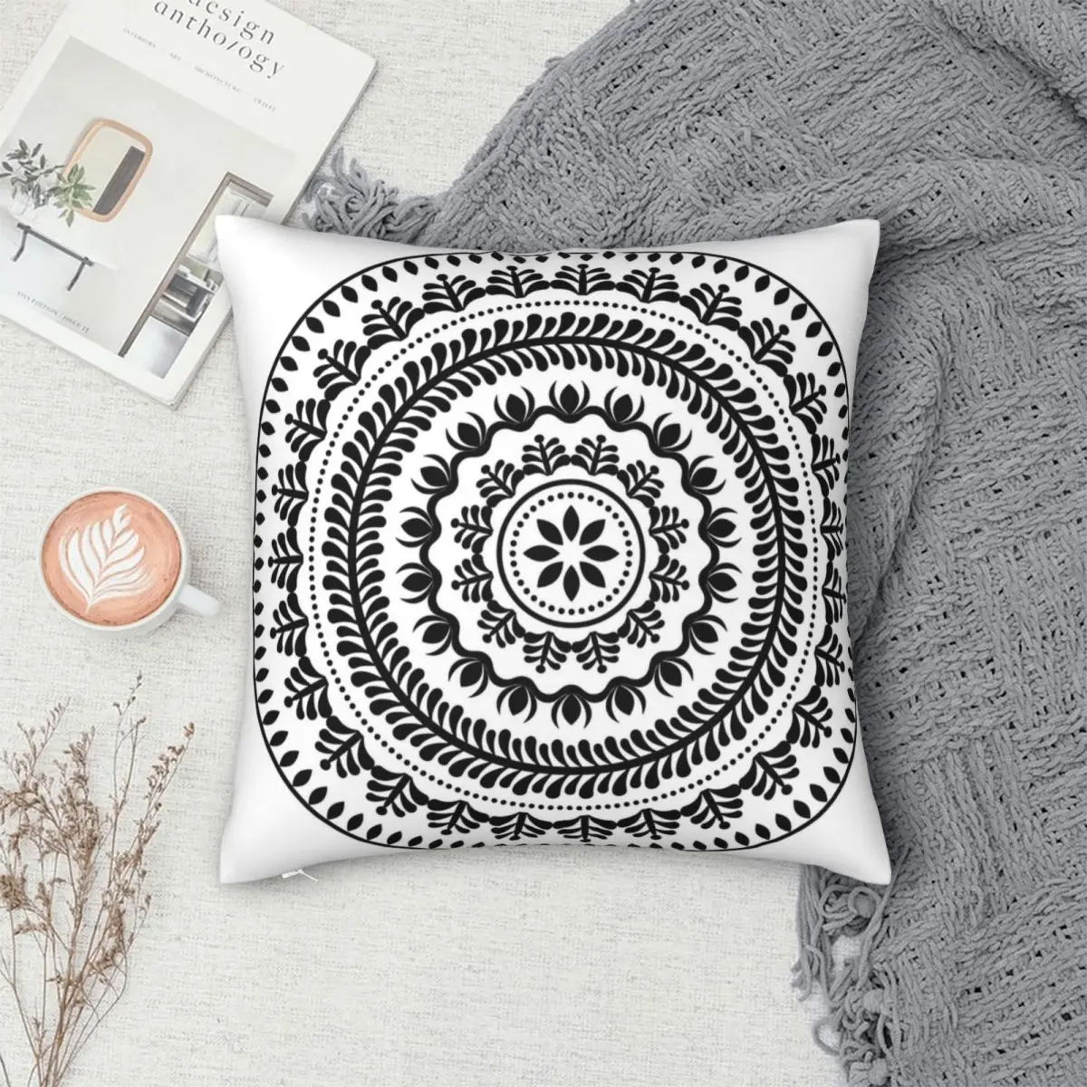 Рисунок 3 - Наволочка в стиле «хиппи»