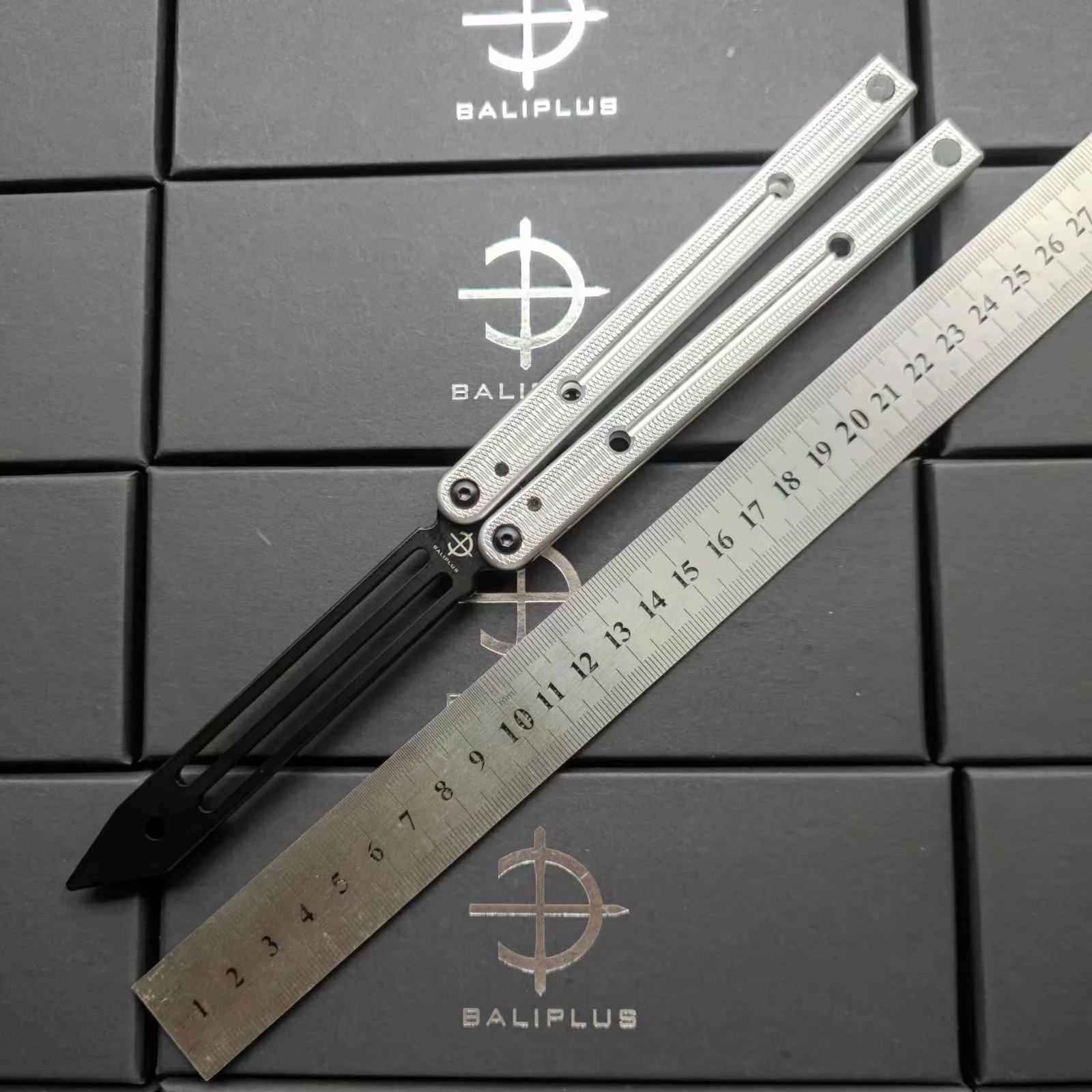 Тренировочный нож-бабочка из кальмара ручка алюминиевого сплава лезвие