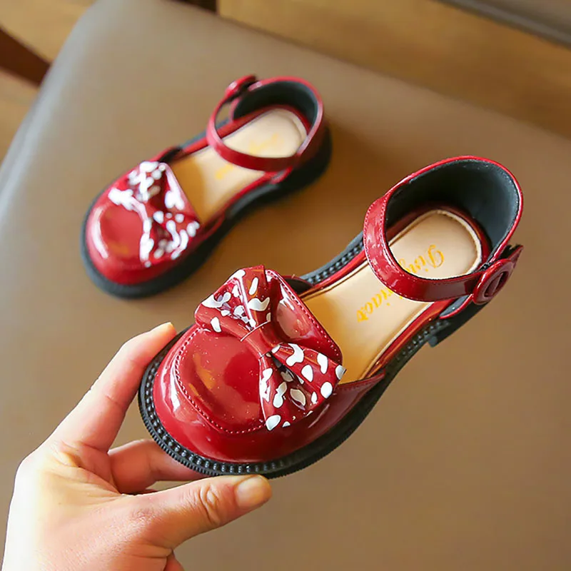 

Toddler Girl Leather Shoes Fashion Bow Princess Shoes Girls Summer Baotou Side Hollow Sandals Casual Soft Sole Baby Girl Shoes