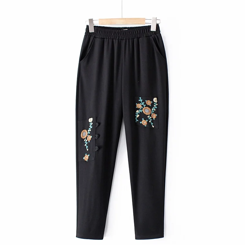 

Women's Strechable Pants Vintage Floral Embroidery Slim Black Pants