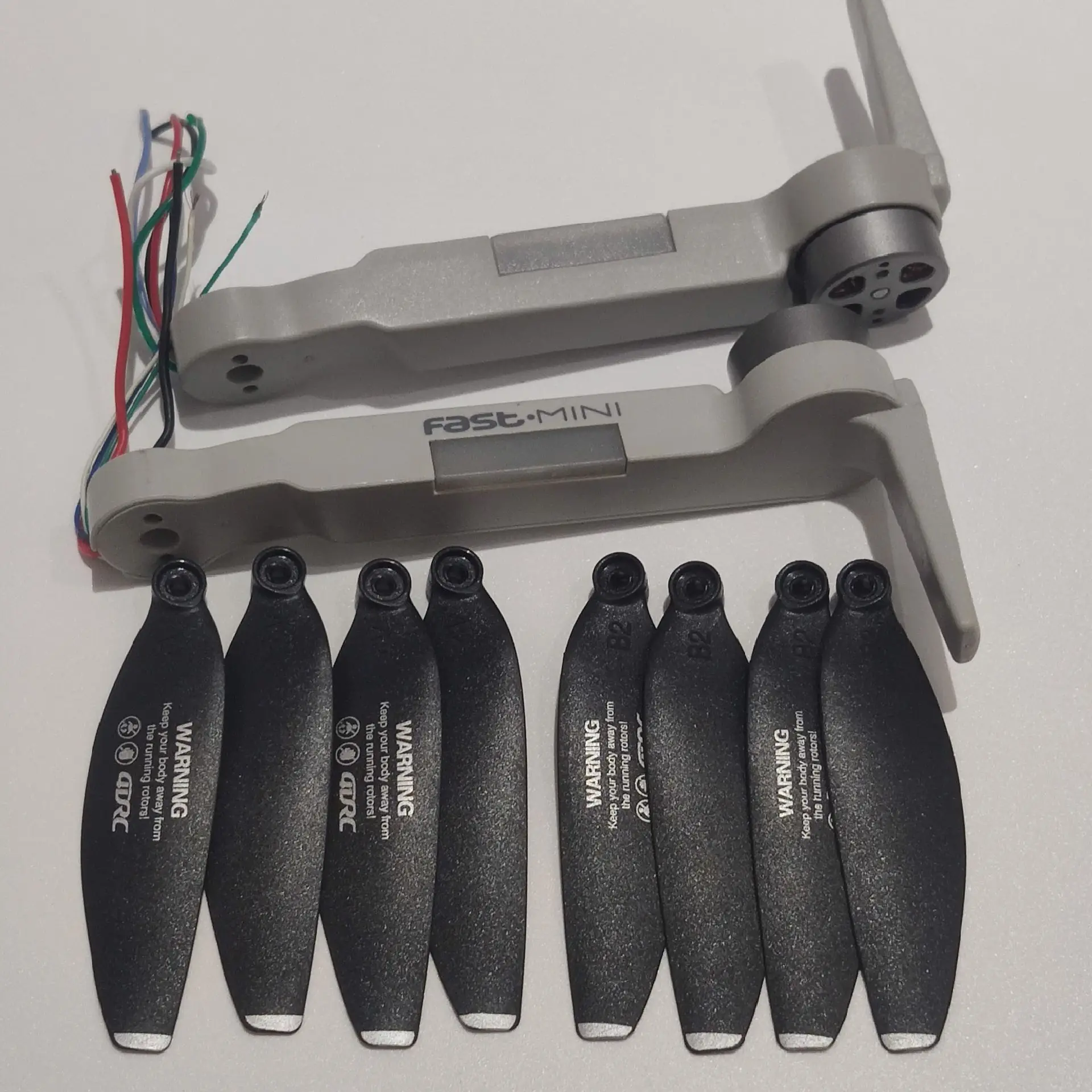 4 ДРК 4D-F8 бесщеточный складной Радиоуправляемый квадрокоптер запасные части