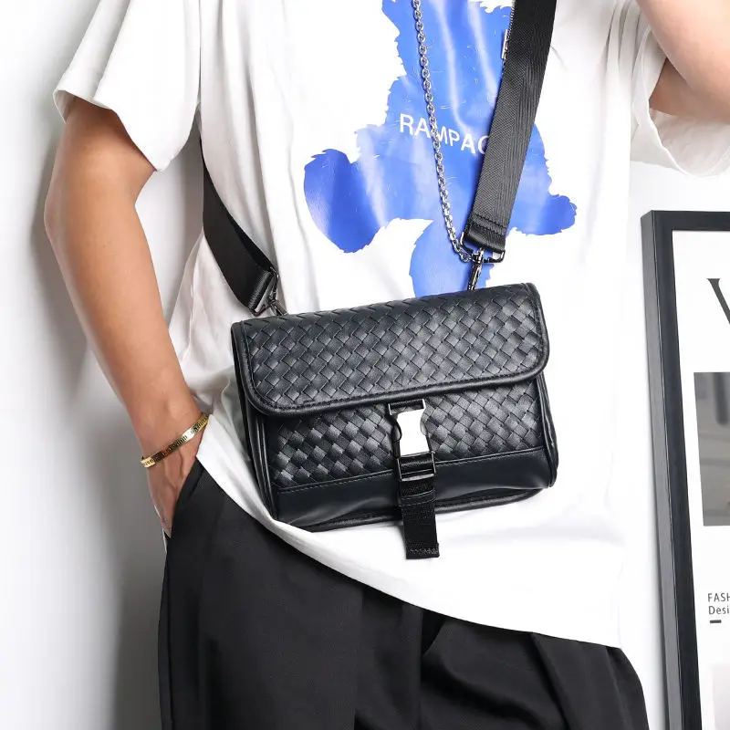 2023 New Fashion Chest Bag Small Square Bag Leather Check Pattern Shoulder Bag Street Small Shoulder Bag Mobile Phone Bag Crossb