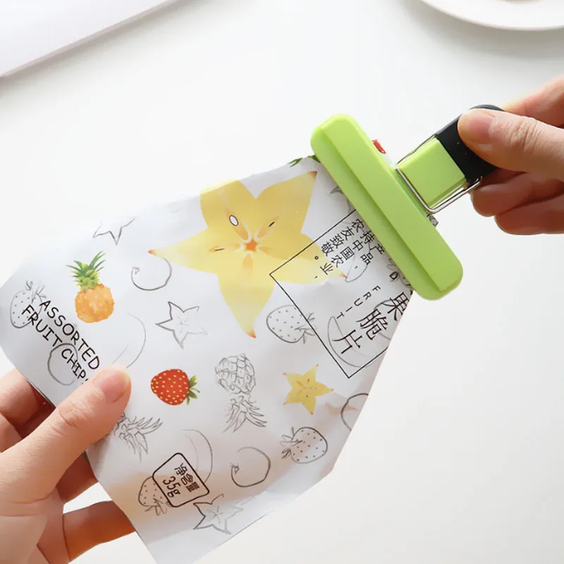 

Plastic Food Sealing Bag Clip Fresh Moisture-proof Snack Potato Chips Postcard Sealing Clip Household Kitchen Gadgets Items