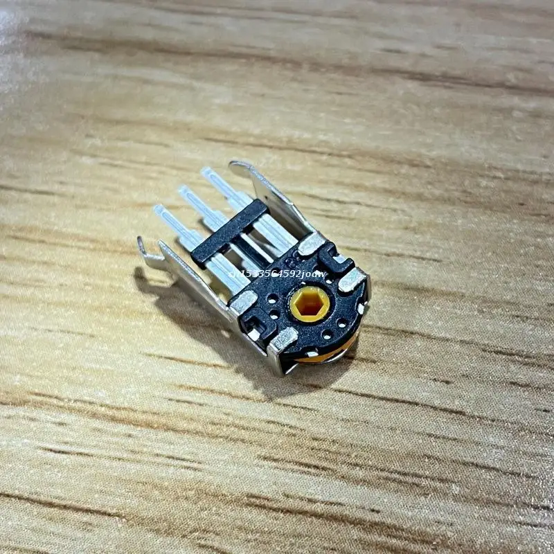 1 шт. желтая мышь |