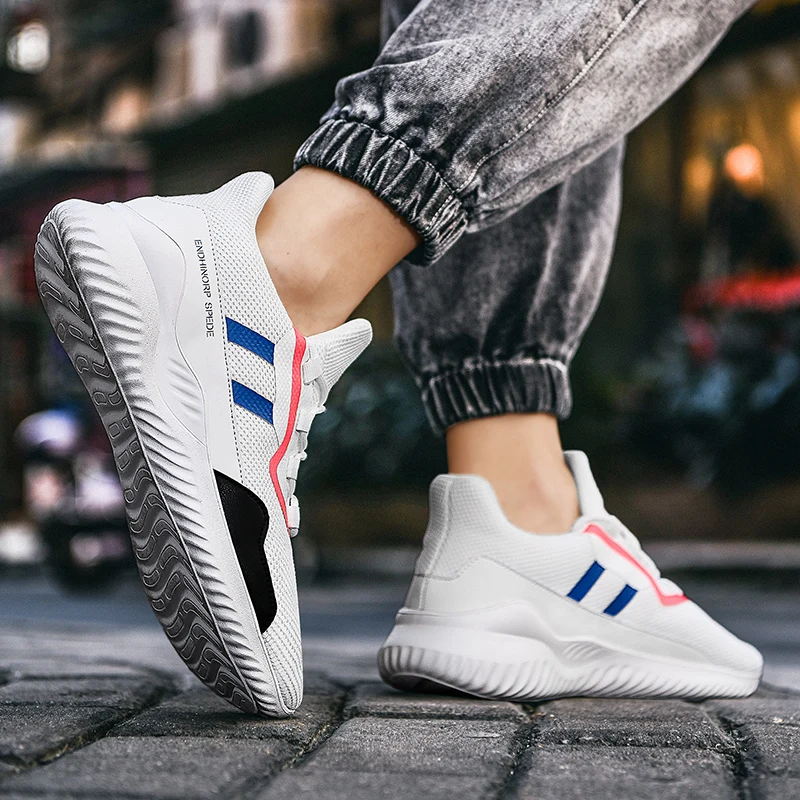 New 2022 Men Running Shoes Breathable Outdoor Sports Shoes Lightweight Sneakers for Man Comfortable Athletic Training Footwear