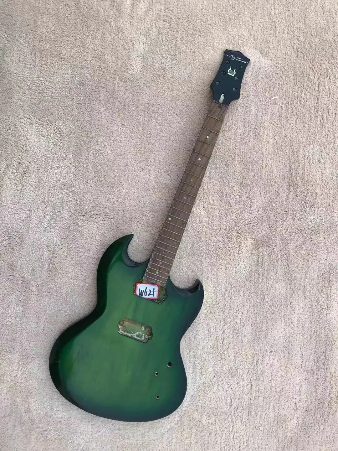 DIY (Not New) Custom Electric Guitar without Hardwares in Stock Discount Free Shipping W621