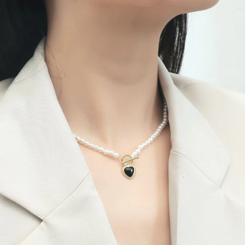 

Женское Ожерелье из жемчуга и оникса с пряжкой