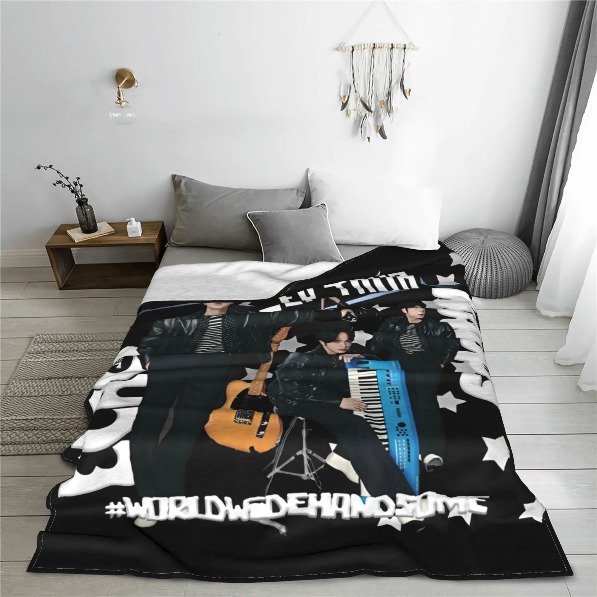 Фото JinS Runseokjin EP Tour 2025 концертное одеяло KPOP супер мягкие теплые пледы для дивана 50x60 дюймов многоразмерные постельные принадлежности пледы №3