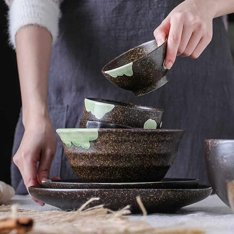 

Colored glaze Japanese ceramic rice bowl, noodle bowl, creative hand-painted household hotel restaurant, restaurant tableware