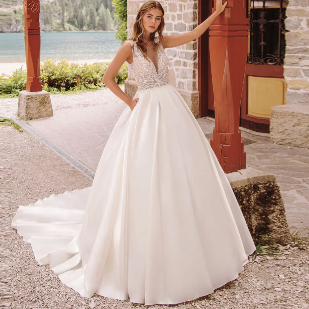 

Lace V Neck Wedding Dresses Sleeveless Beaded Sequin See Through A Line Backless Soft Satin Long Bride Gown Vestido Novia