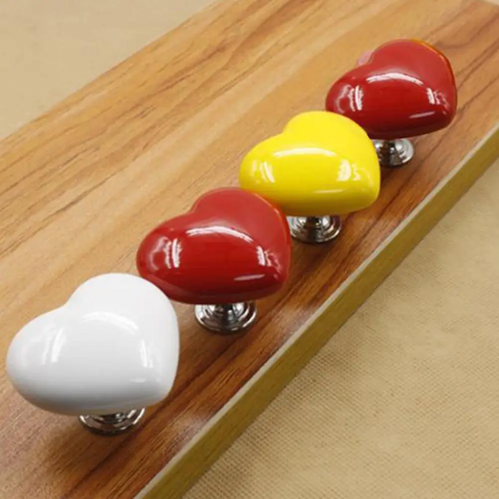 

Toilet Tank Buttons Vibrant Love Heart-shaped Toilet Buttons Creative Easy-to-install Drawer Knobs for Tank Auxiliary