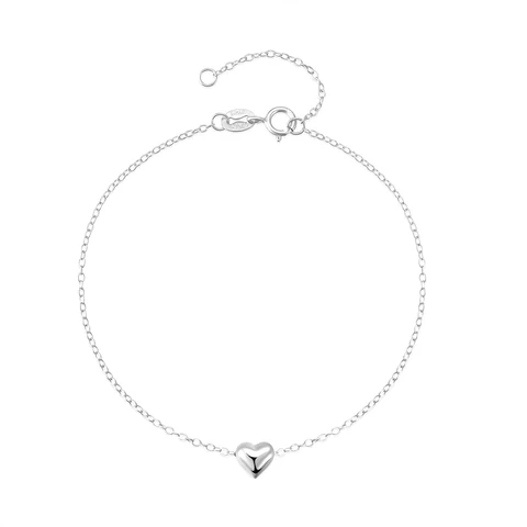 Женский минималистичный браслет из серебра 925 пробы с сердечками