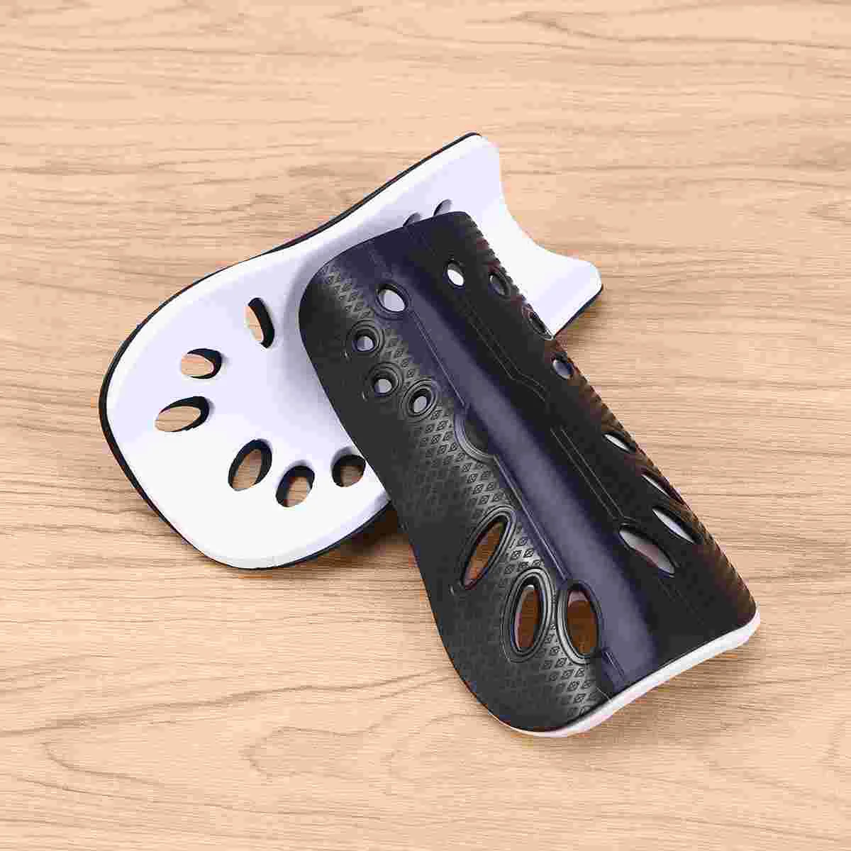 

Football Calf Guard Breathable Shin Pad Gear Leg Sleeve Soccer Protection Guards Child Balls