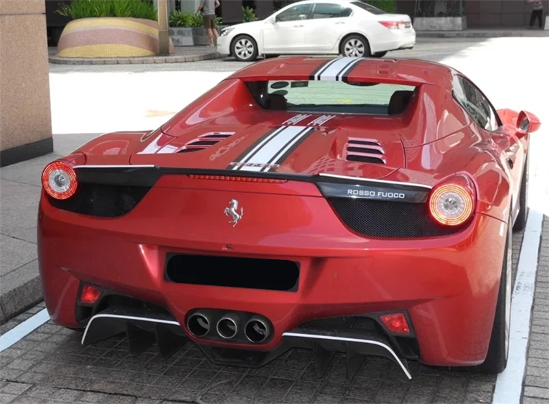 Используется для Ferrari 458 гг. Италия и паук Speclale V-образный комплект заднего