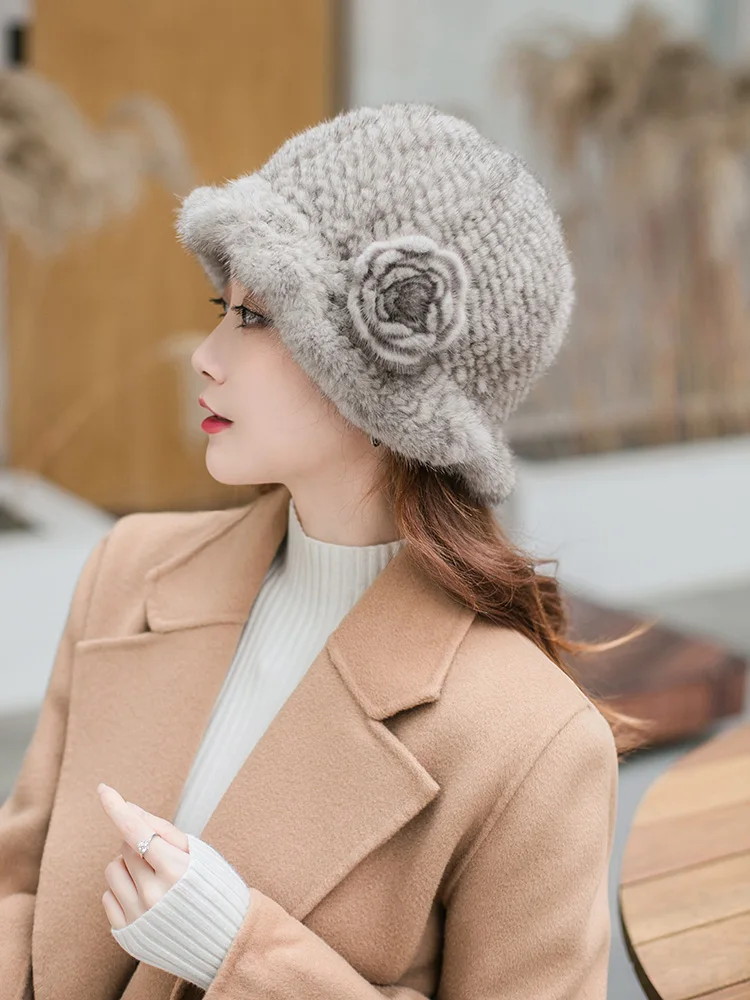 

Hand Woven Thickened Autumn and Winter Real Mink Fur Fedoras Formal Casual Hat Floral for Women Keep Warm Fashion Hollow Out