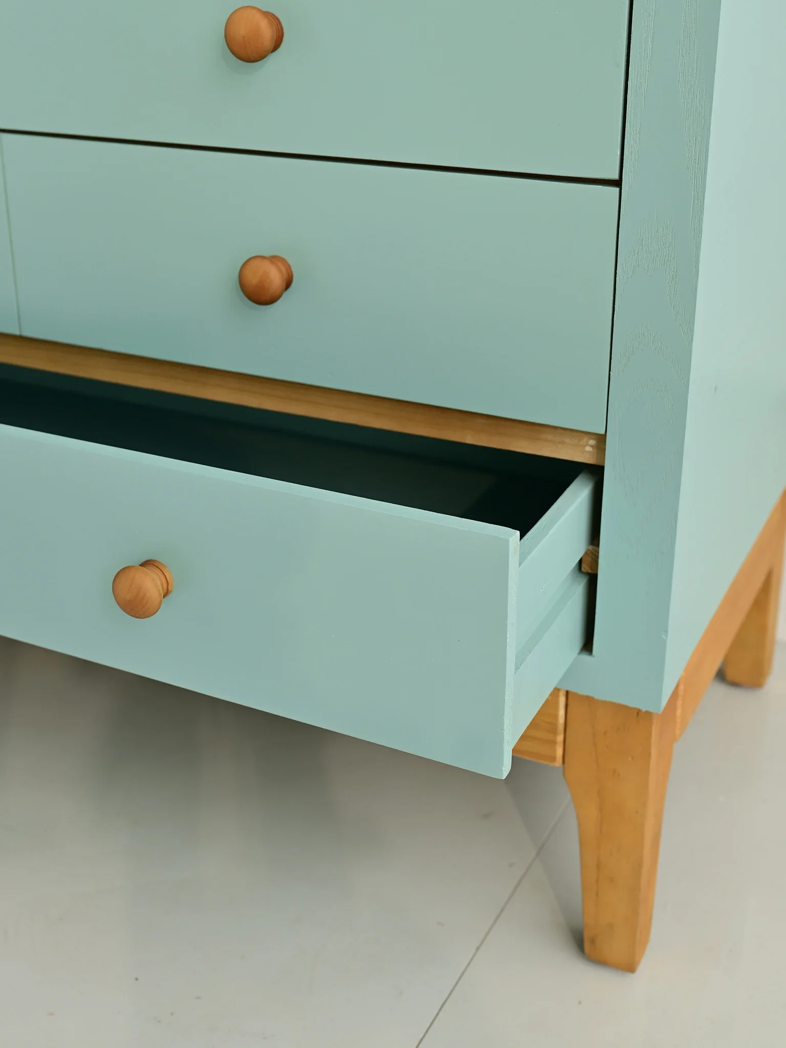 Французский Ретро Шкаф для столовой из массива дерева на боковой стене изогнутый