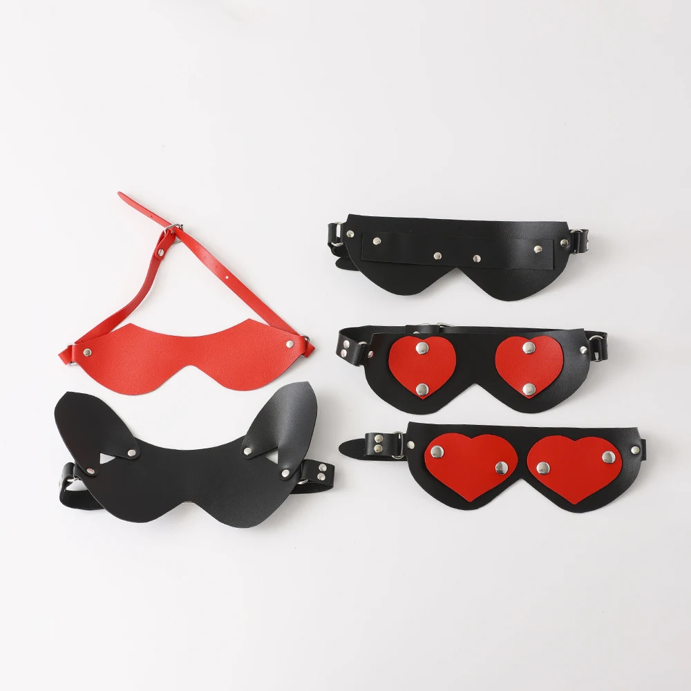 Темная кожа затемняющая загадочная сексуальная маска для глаз в форме сердца
