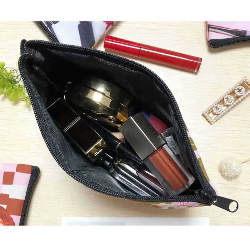 Fashion Team De La Mariee Cosmetic Case Women Makeup Bags Lipstick Organizer Zipper Pouch Toiletry Bags Bridesmaid Party Gift images - 6