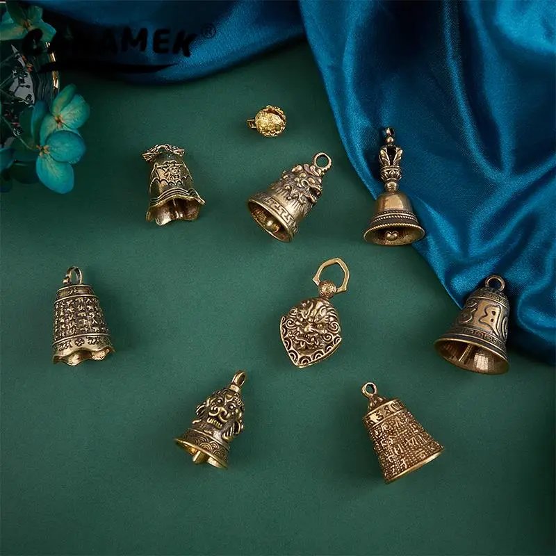 

1pc Mini Antique Bell China's Mini Brass Copper Sculpture Pray Buddha Fengshui Bell Invitation Buddhism Chinese Bells Home Decor