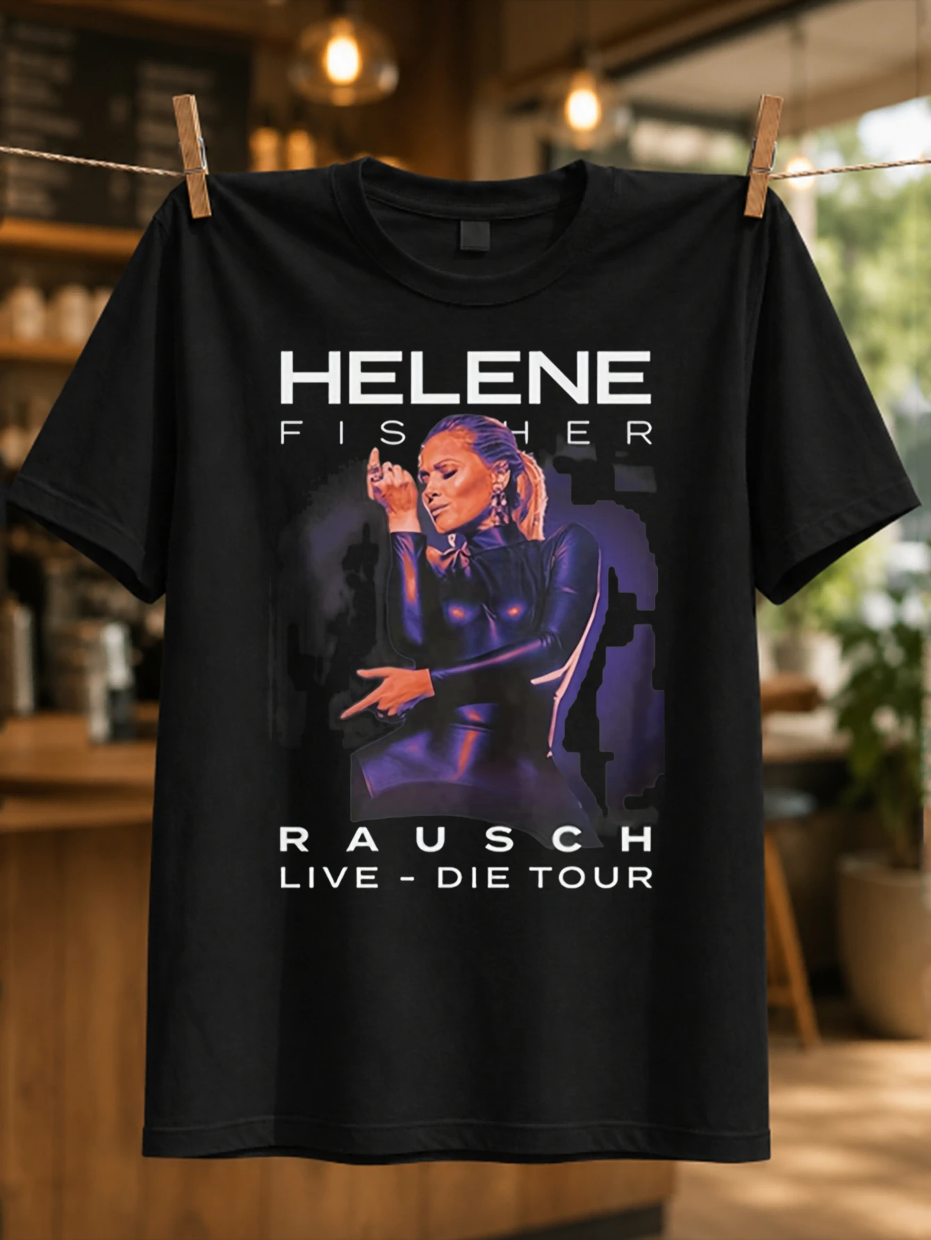 Фото Фиолетовая футболка Rausch с текстом в стиле концертного логотипа Live Die Tour, унисекс, для концертов, с надписью и разделяемым текстом, в стиле концертного логотипа Sk, унисекс, для всех. №1