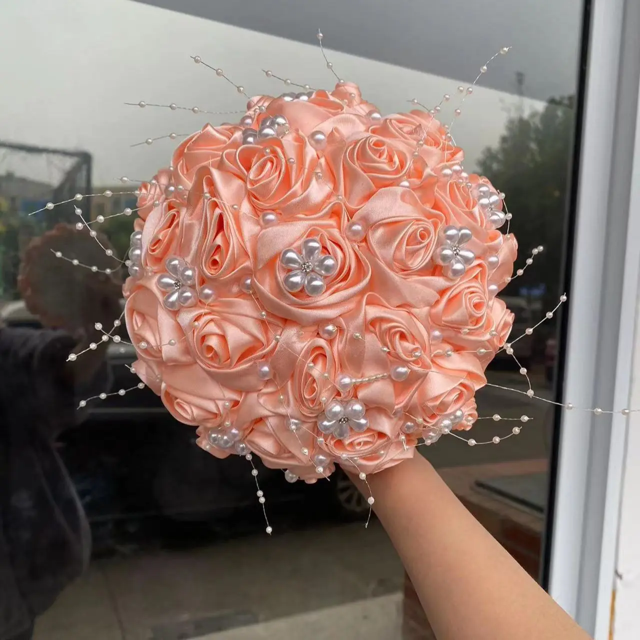 

Rhinestone Pearl Style Elegant Holding Bouquet For Bride Bridesmaids Wedding Decoration Supplies Bridal Hand Bouquet Wholesale