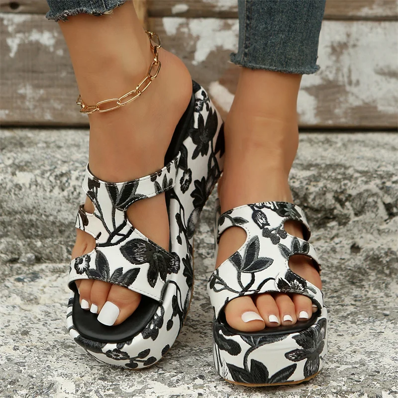 2023 Women's Beach Slippers Summer Fashion Bohemia Wedges Slippers for Women  Platform High-heeled Slippers Women  Casual Shoes