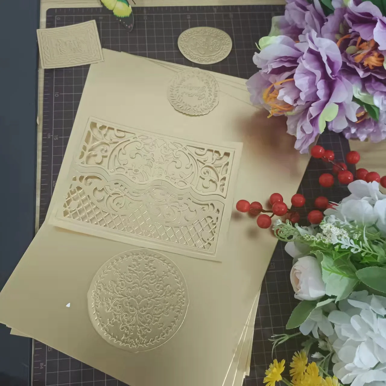 

6 Pieces 250gms A4 20cmx30cm, Single -sided Matte Gold Cut Paper for Cutting Dies Matte Foil Card 2022 New Arrival