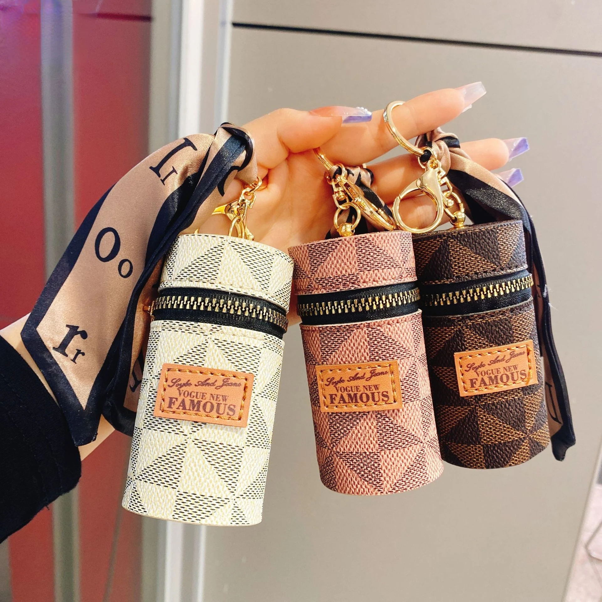 Mini Cute Silk Scarf Bucket Lipstick Bag Keychain Creative Portable Storage Bag Boutique Couple High-value Accessories Gift