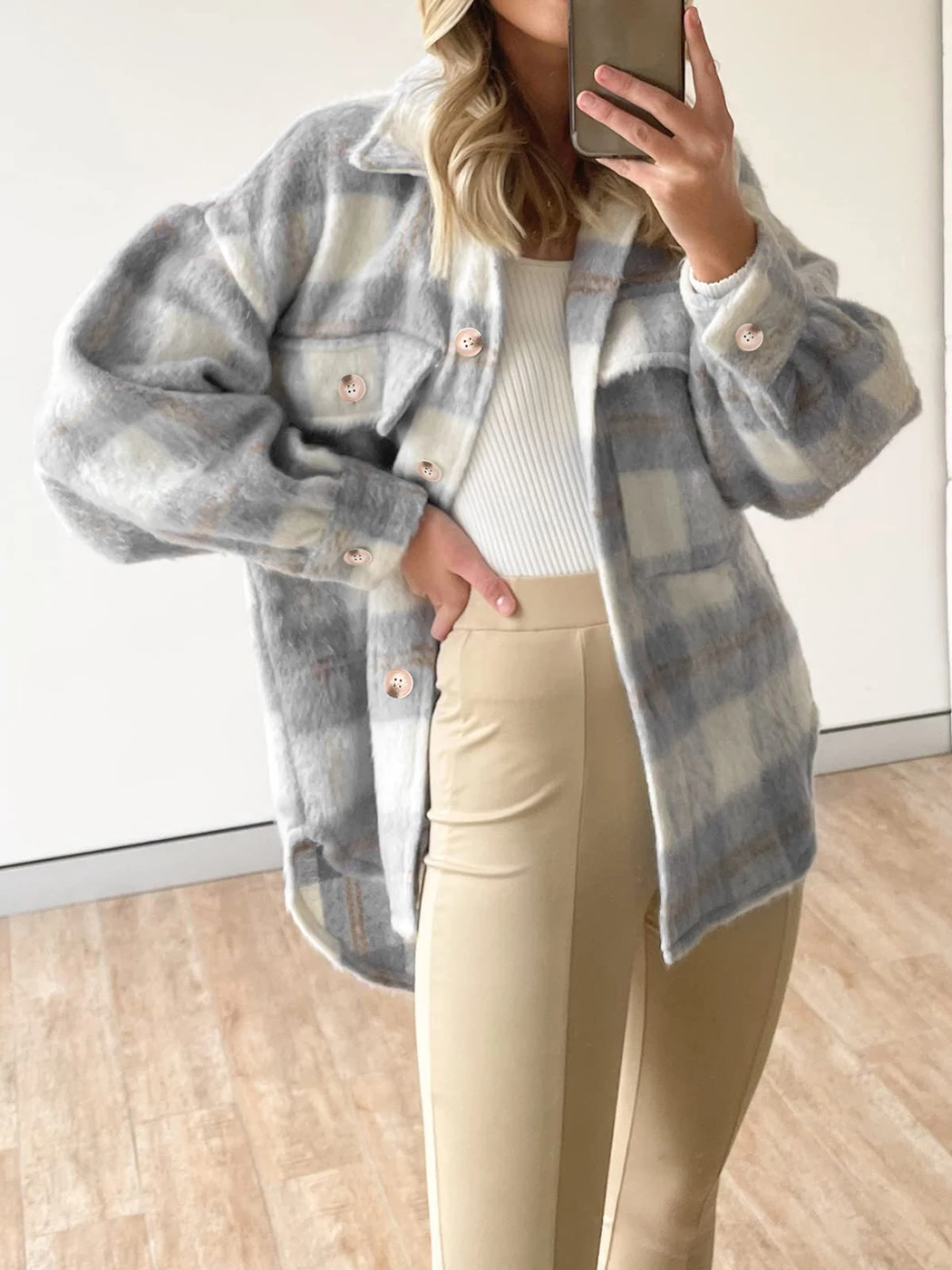Womens Winter Casual Woolen Coat Autumn Female Plaid Warm Tweed Jacket Single Breasted Mahair Cozy Soft Fashion Outwear 2022
