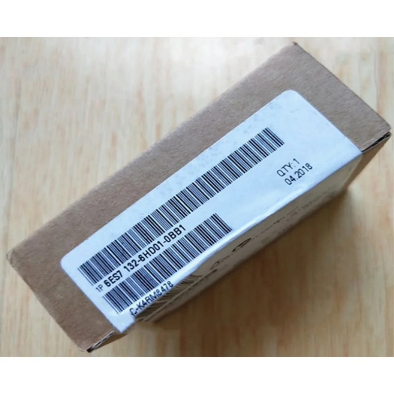 Совершенно новый модуль релейного вывода для 6ES7 132-6HD01-0BB1 6ES7132-6HD01-0BB1 в коробке