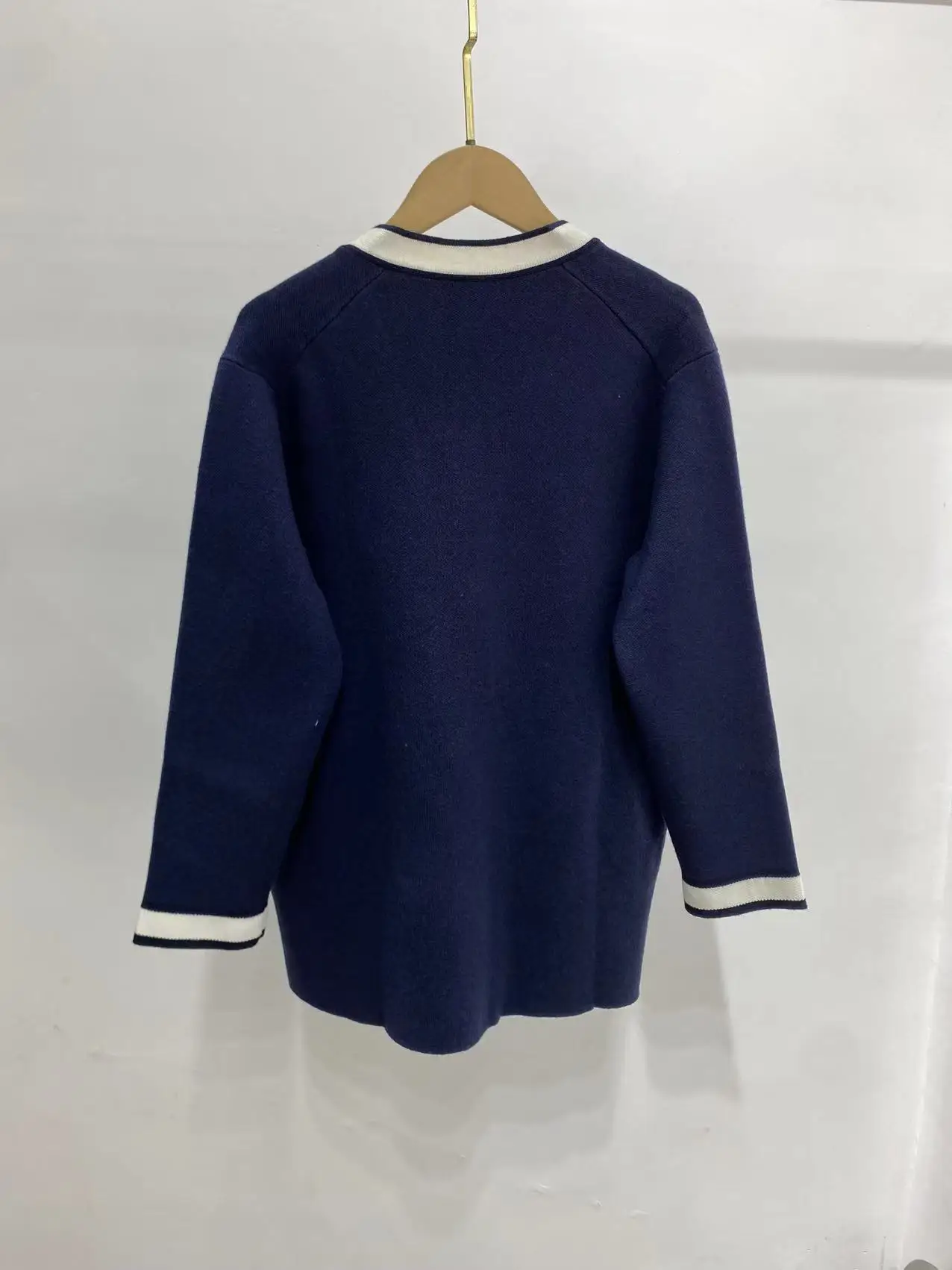 

Women Sweater Patchwork V-Neck Contrast Color Single Breasted Long Sleeve Knitted Cardigan