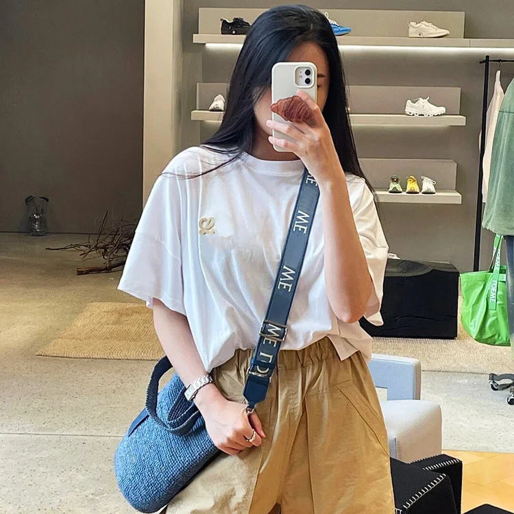 

Woman Clothing Summer New Loose Embroidered Wholesale Short Sleeve Tee Tops Solid Crew Neck Women's T-shirt Versatile Popular