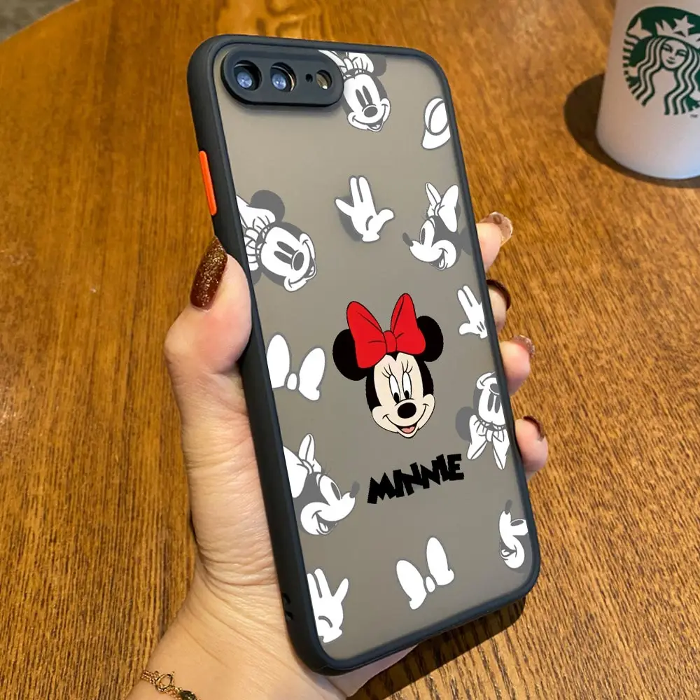 Фото Черно-белый матовый чехол с Микки и Минни для iPhone 17E, 17, 16, 16E, 15, 14, 13, 12, 11 Pro Max, 17 Air, 7, 8 Plus, XR, XS – противоударный защитный чехол-броня №4