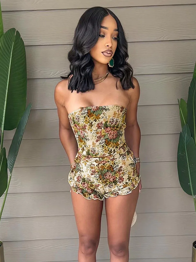 

Женские комплекты