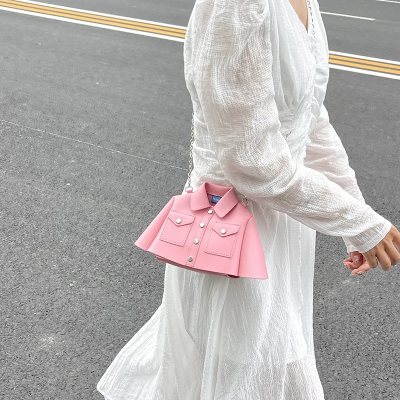 Niche Personality Chain Shoulder 2023 New Internet Celebrity Ins Style Creative Clothes Messenger Bag